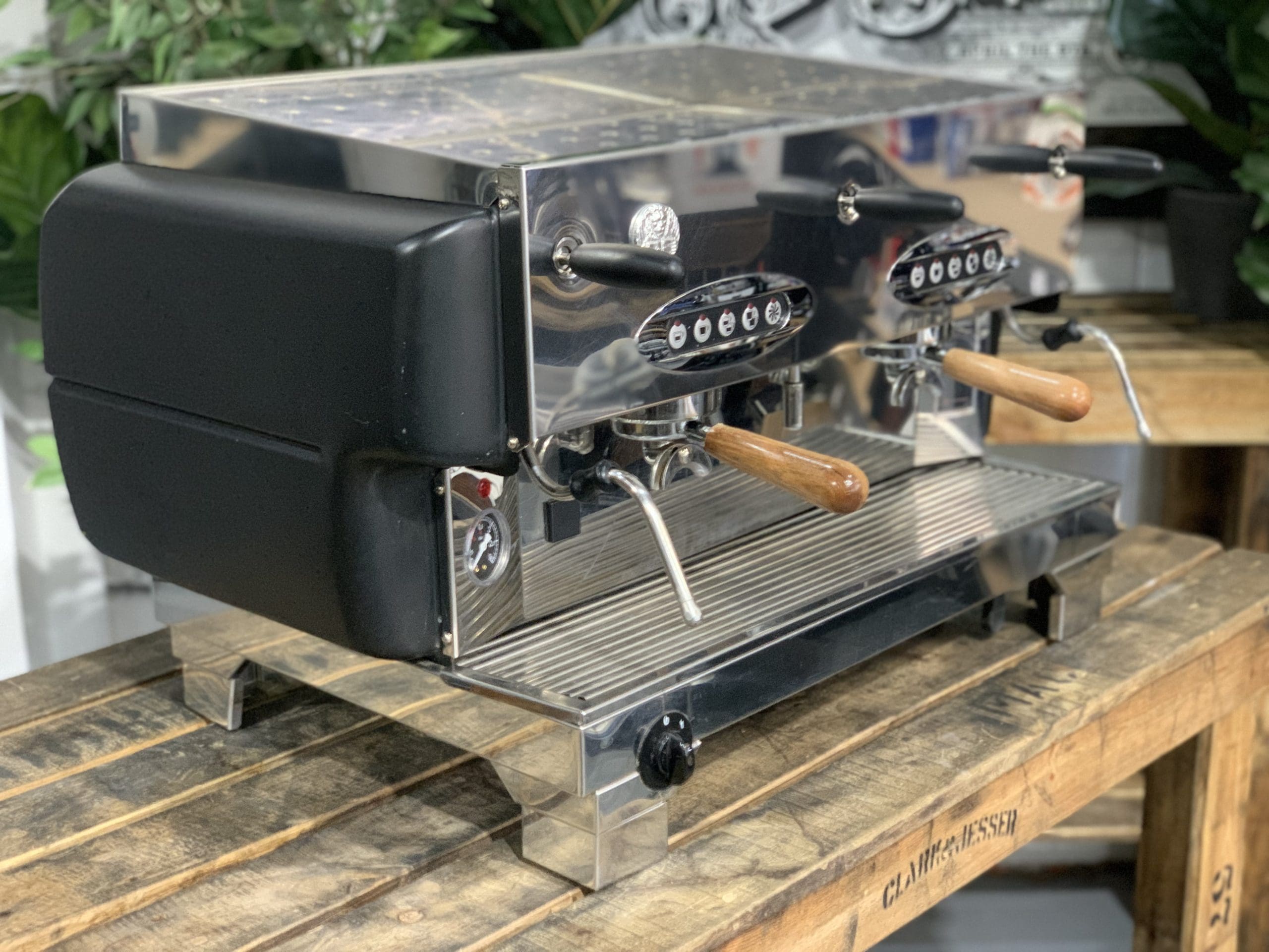 La San Marco 80E Liscea Matte Black - 2 Group Commercial Espresso Machine - Timber
