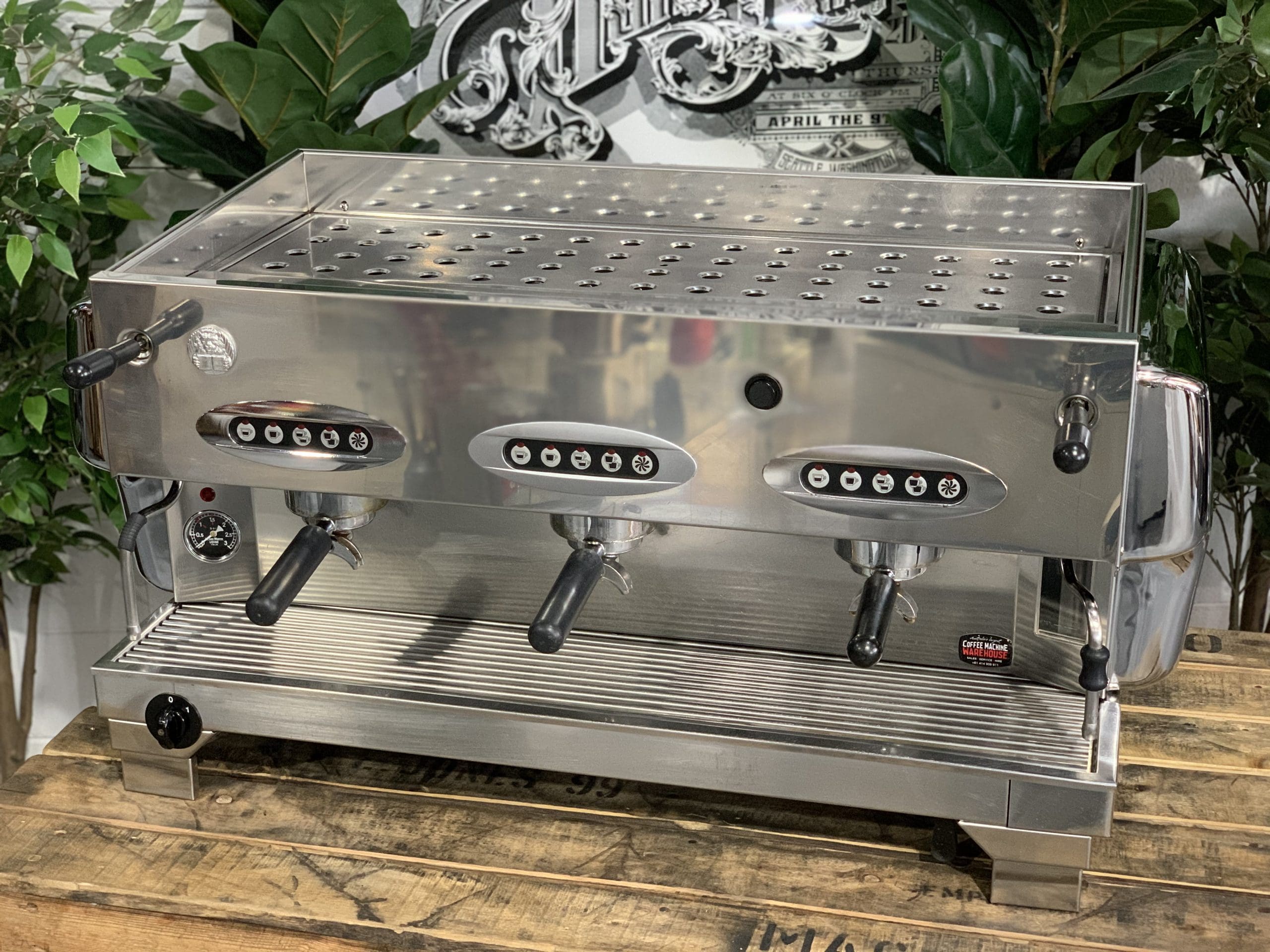 La San Marco 80E Liscea - 3 Group Commercial Espresso Machine