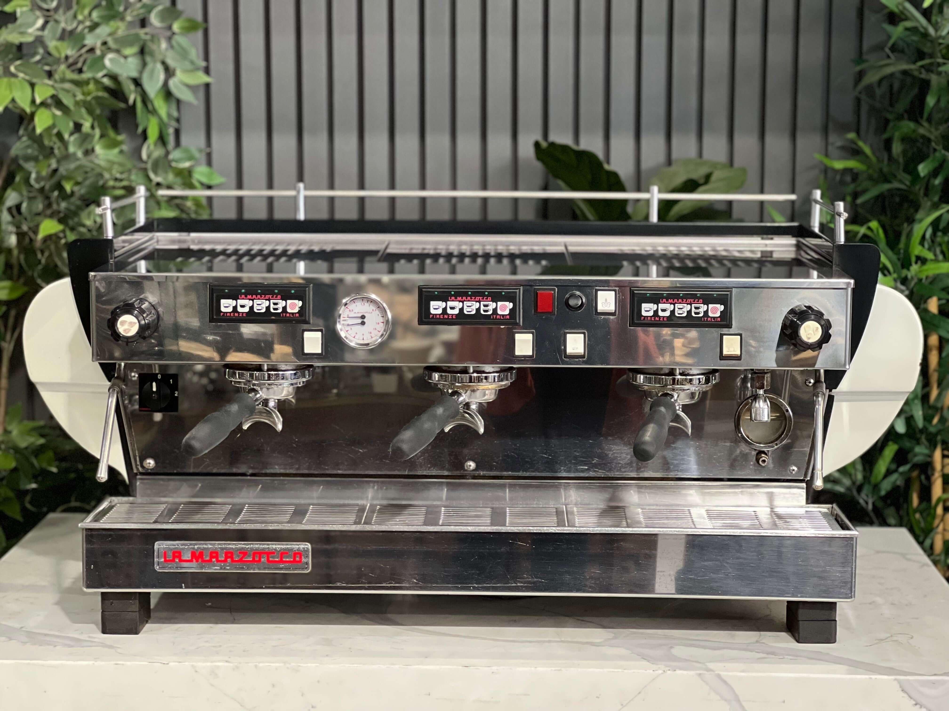 La Marzocco Fb70 - 3 Group Commercial Espresso Machine - White