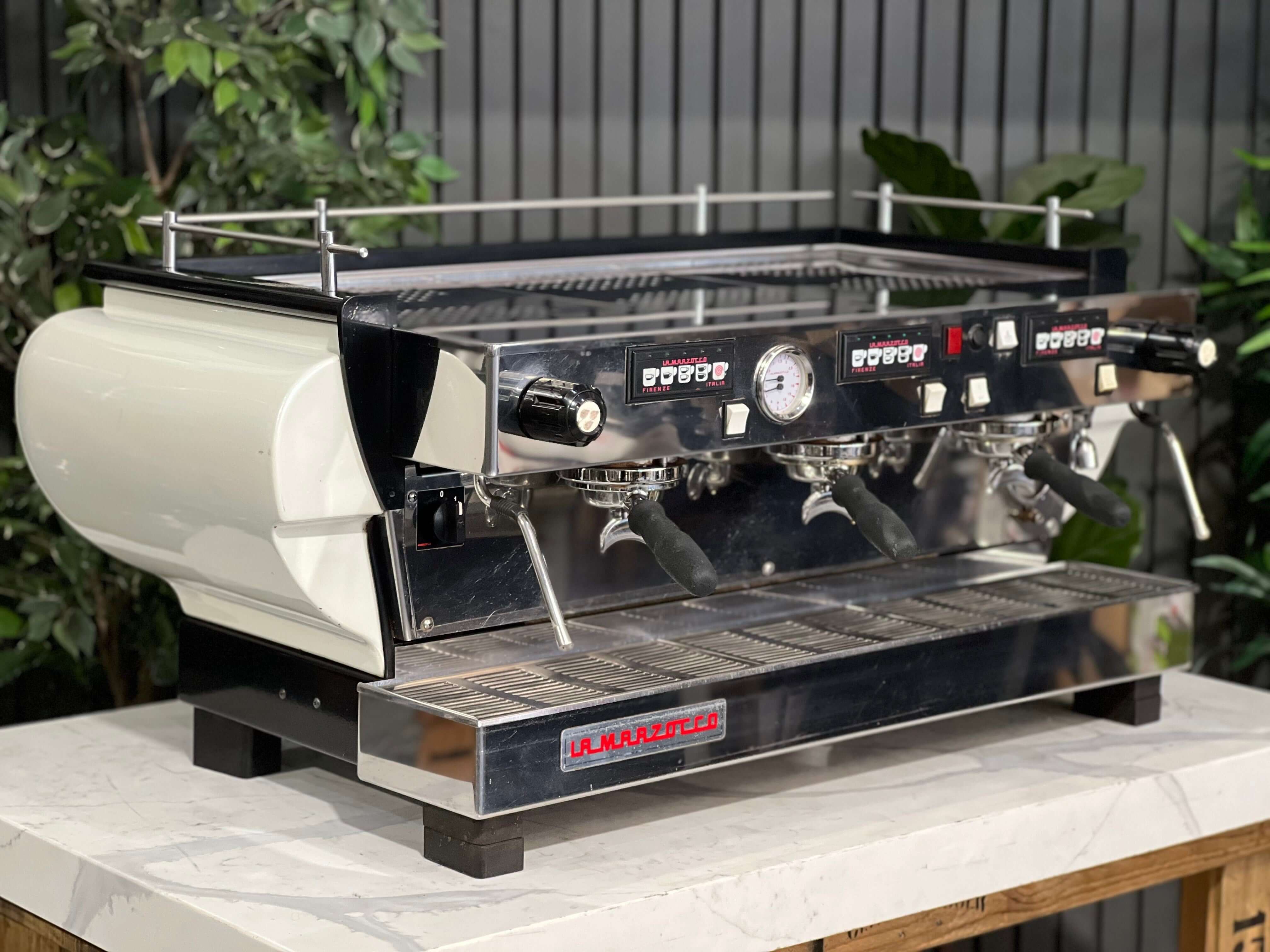 La Marzocco Fb70 - 3 Group Commercial Espresso Machine - White