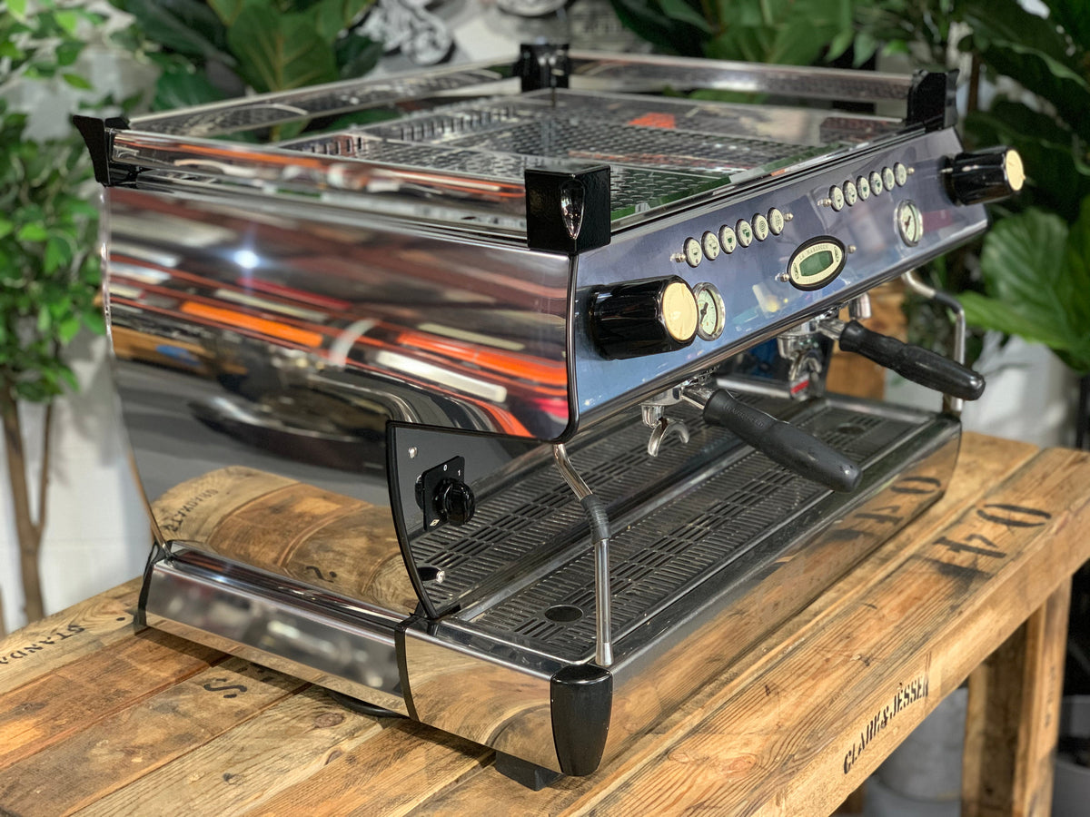 La Marzocco GB5 - - 2 Group Commercial Espresso Machine - Commercial - Chrome