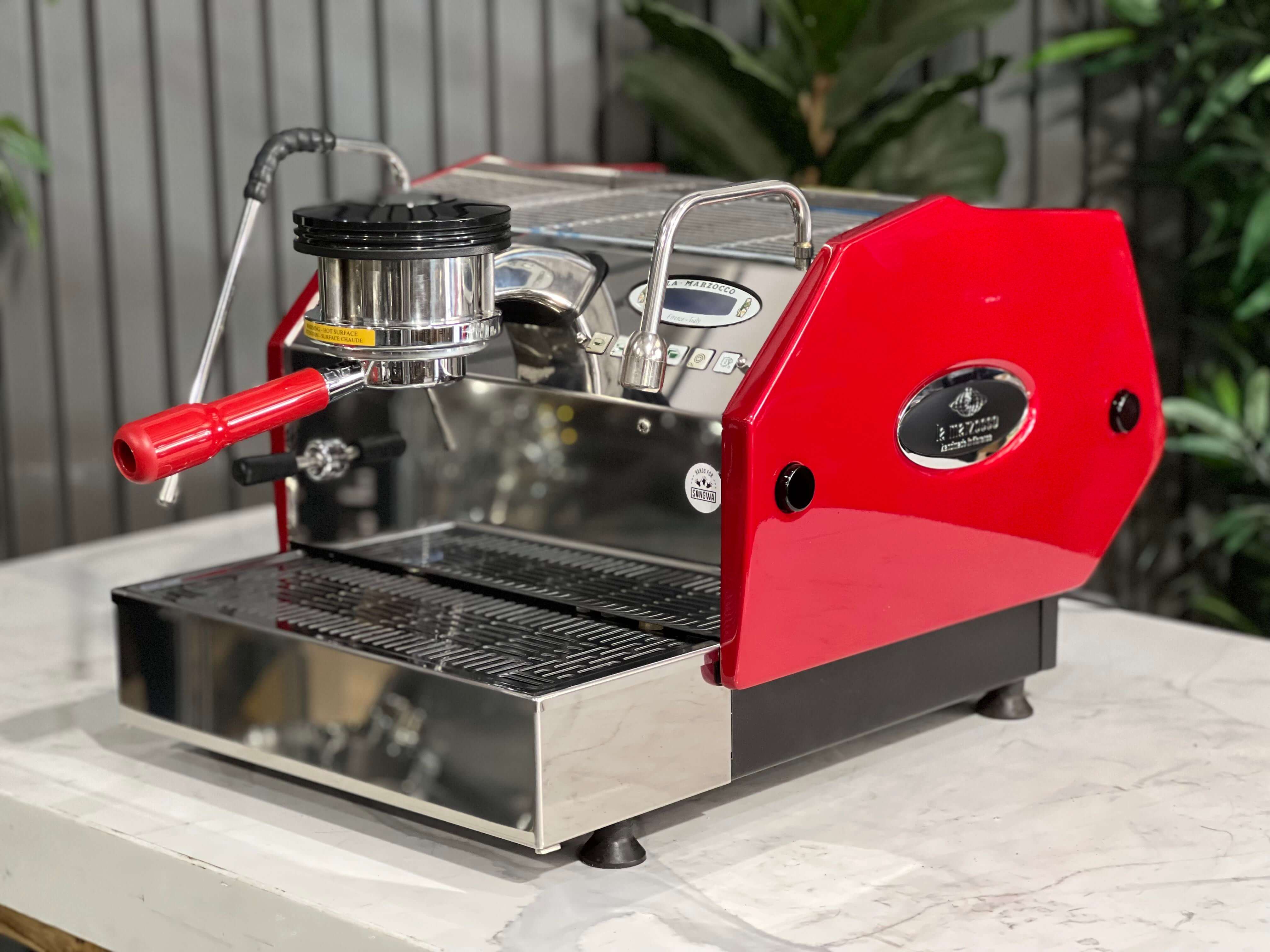 La Marzocco GS3 AV - 1 Group Commercial Espresso Machine - Black
