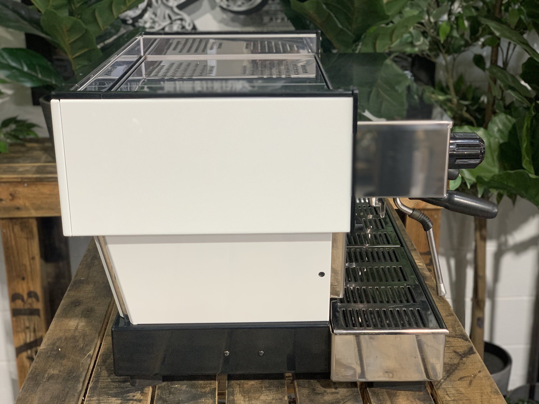 La Marzocco Linea Classic - 2 Group Commercial Espresso Machine - White