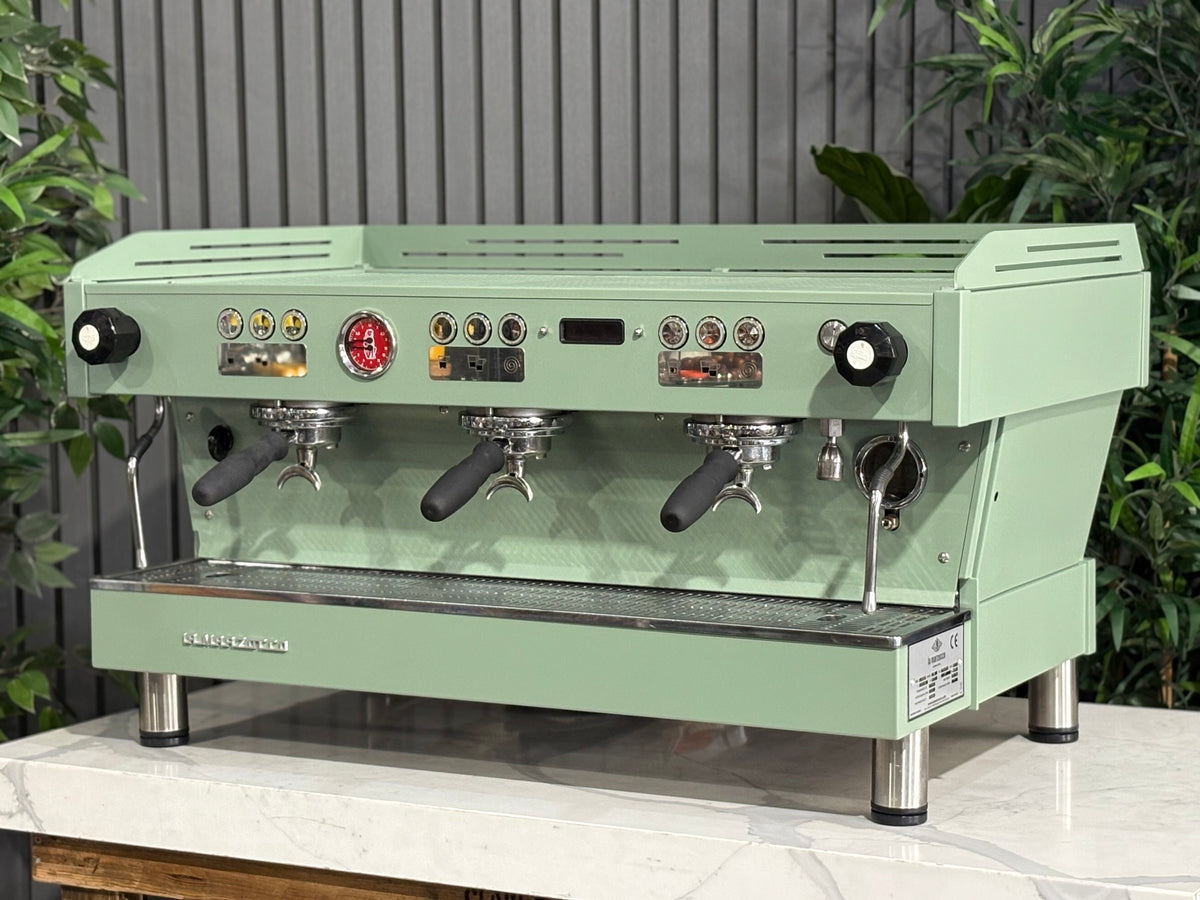 La Marzocco Linea PB - - 3 Group Commercial Espresso Machine - Commercial