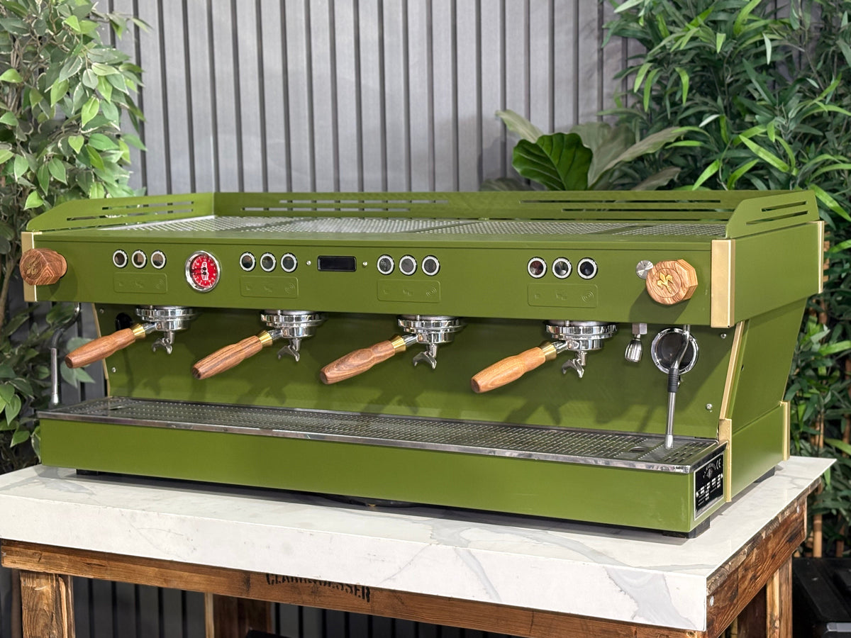 La Marzocco Linea PB - - 4 Group Commercial Espresso Machine - Commercial - Green & Timber