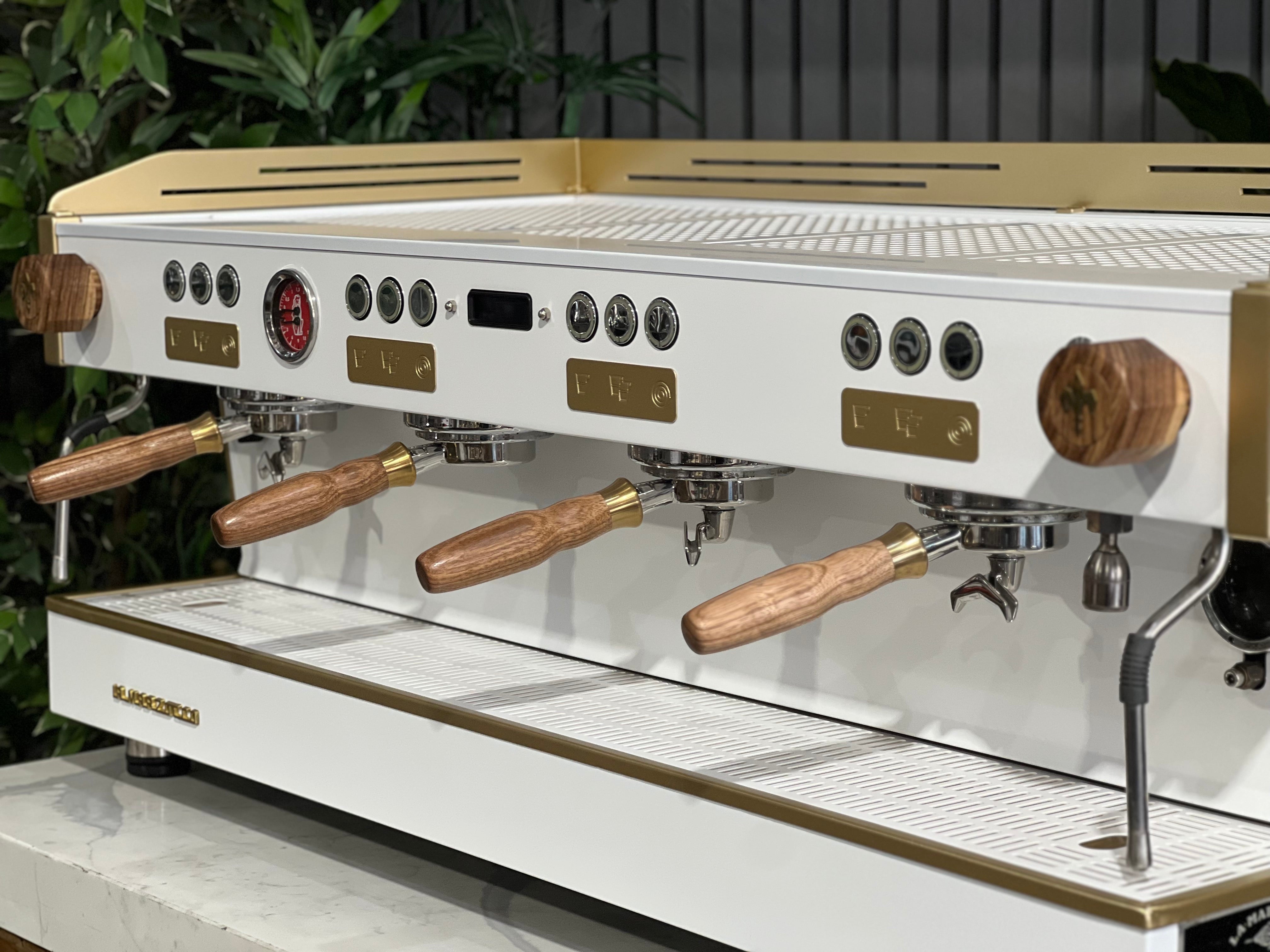 La Marzocco Linea PB - 4 Group Commercial Espresso Machine
