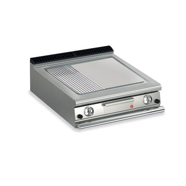 Baron 2 Burner Gas Fry Top With 2/3 Smooth 1/3 Ribbed Chrome Plate And Thermostat Control Q70SFTT/G825