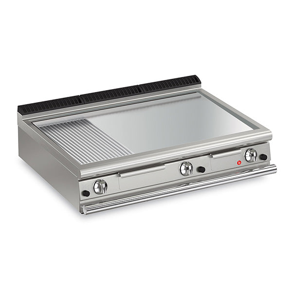 Baron 3 Burner Gas Fry Top With 2/3 Smooth 1/3 Ribbed Chrome Plate And Thermostatic Control Q90FTT/G1225