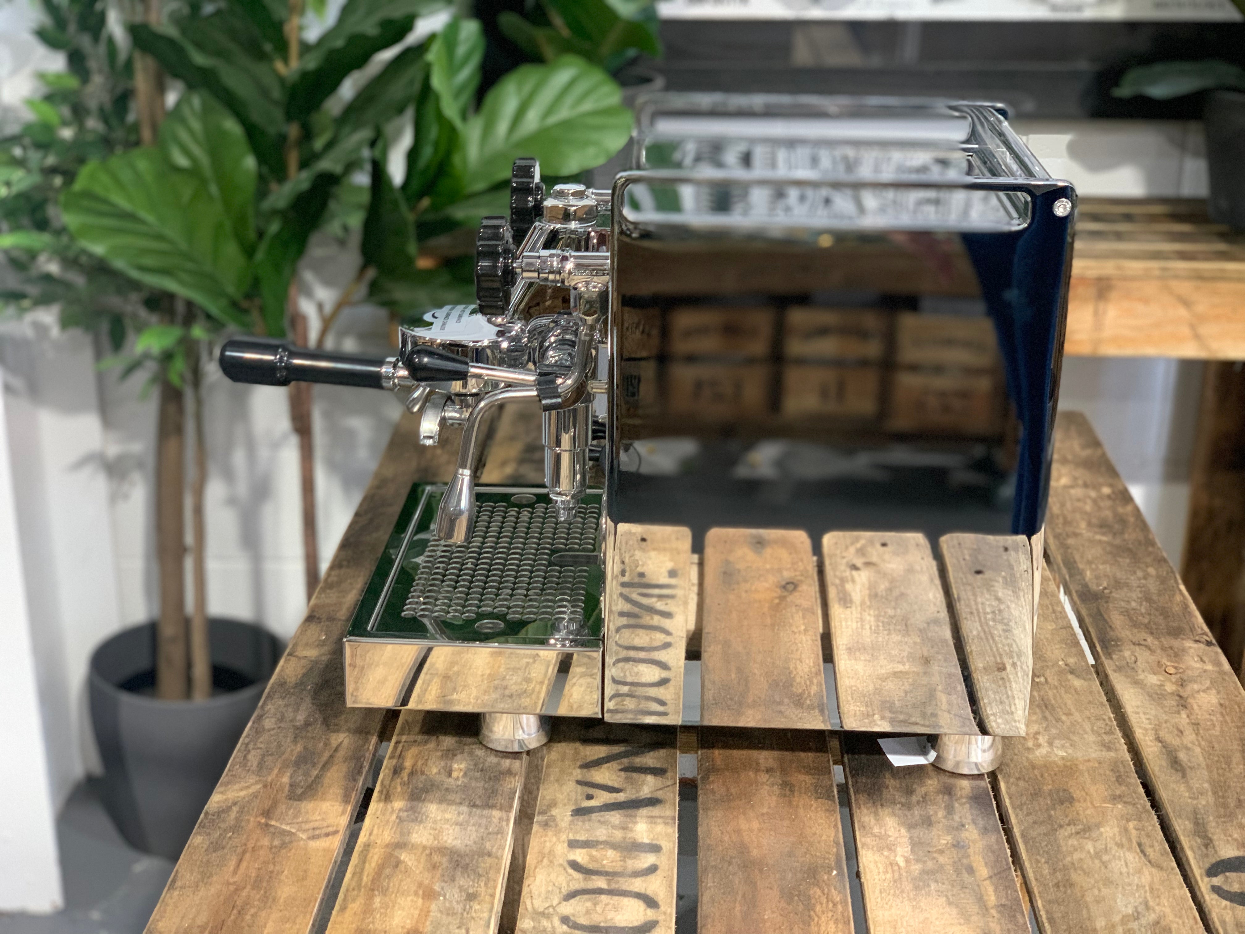 Rocket Mozzafiato Cronometro V - 1 Group Commercial Espresso Machine