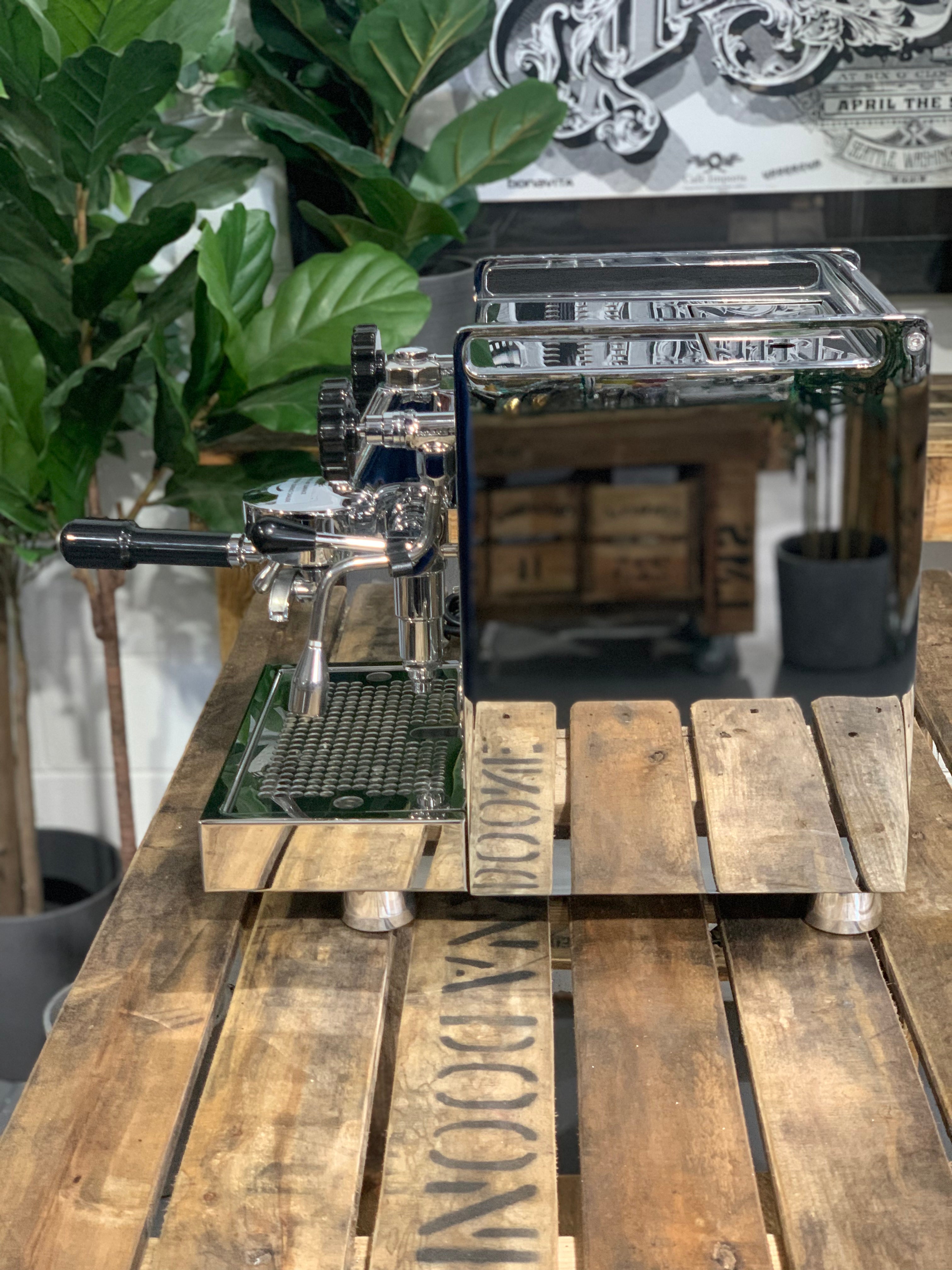 Rocket Mozzafiato Cronometro V - 1 Group Commercial Espresso Machine