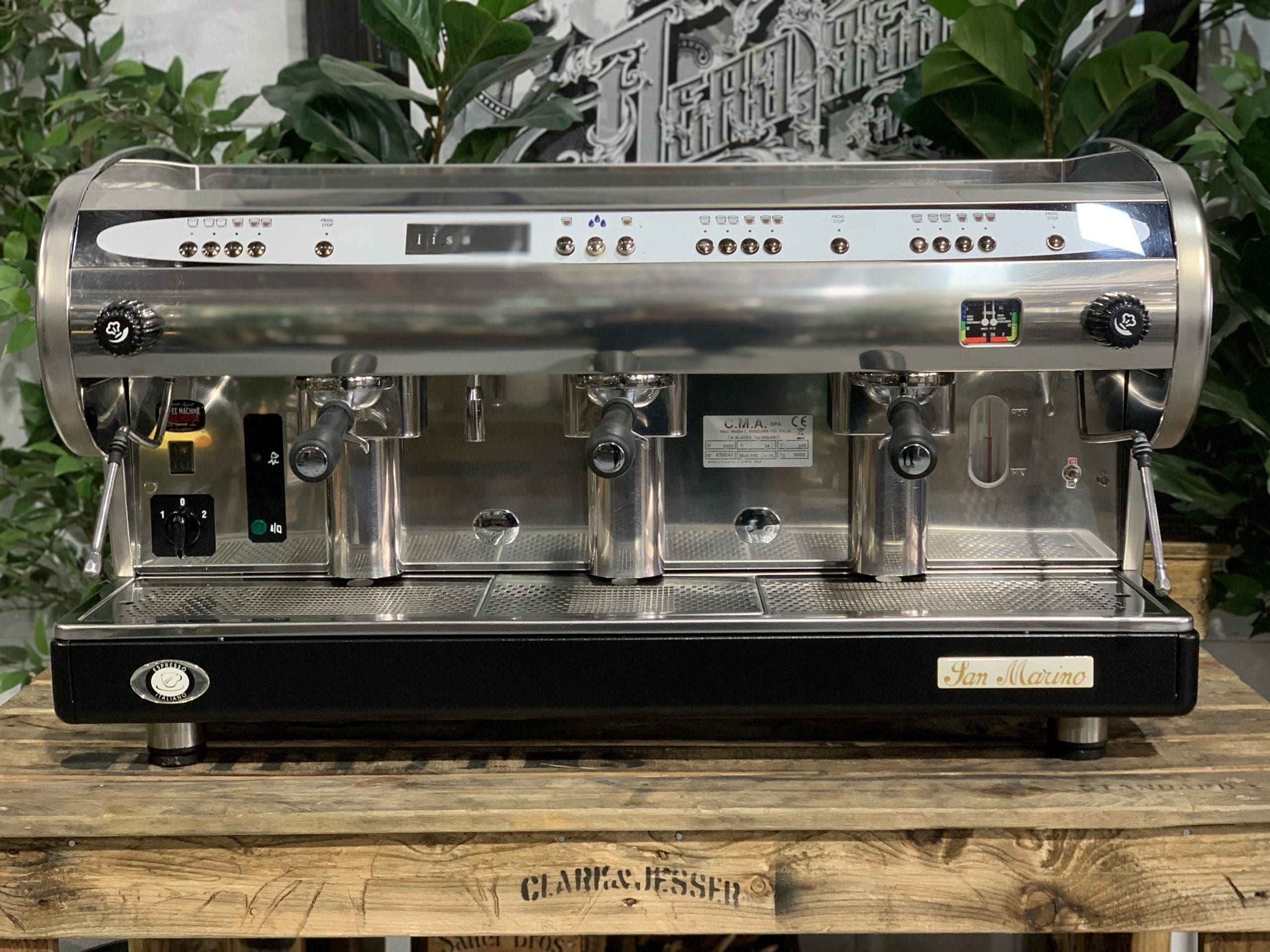 San Marino Lisa R - 3 Group Commercial Espresso Machine