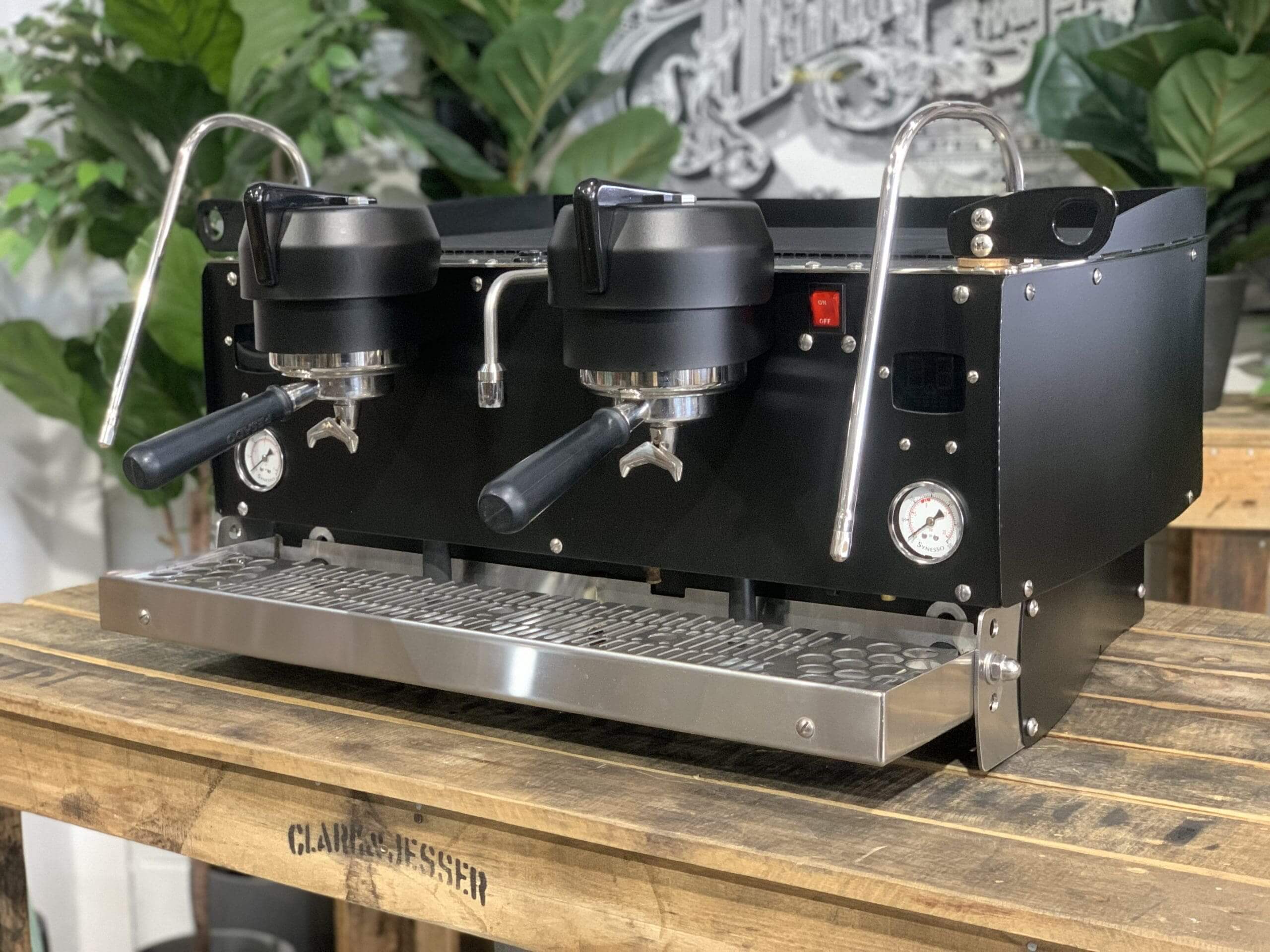 Synesso S200 - 2 Group Commercial Espresso Machine - Black