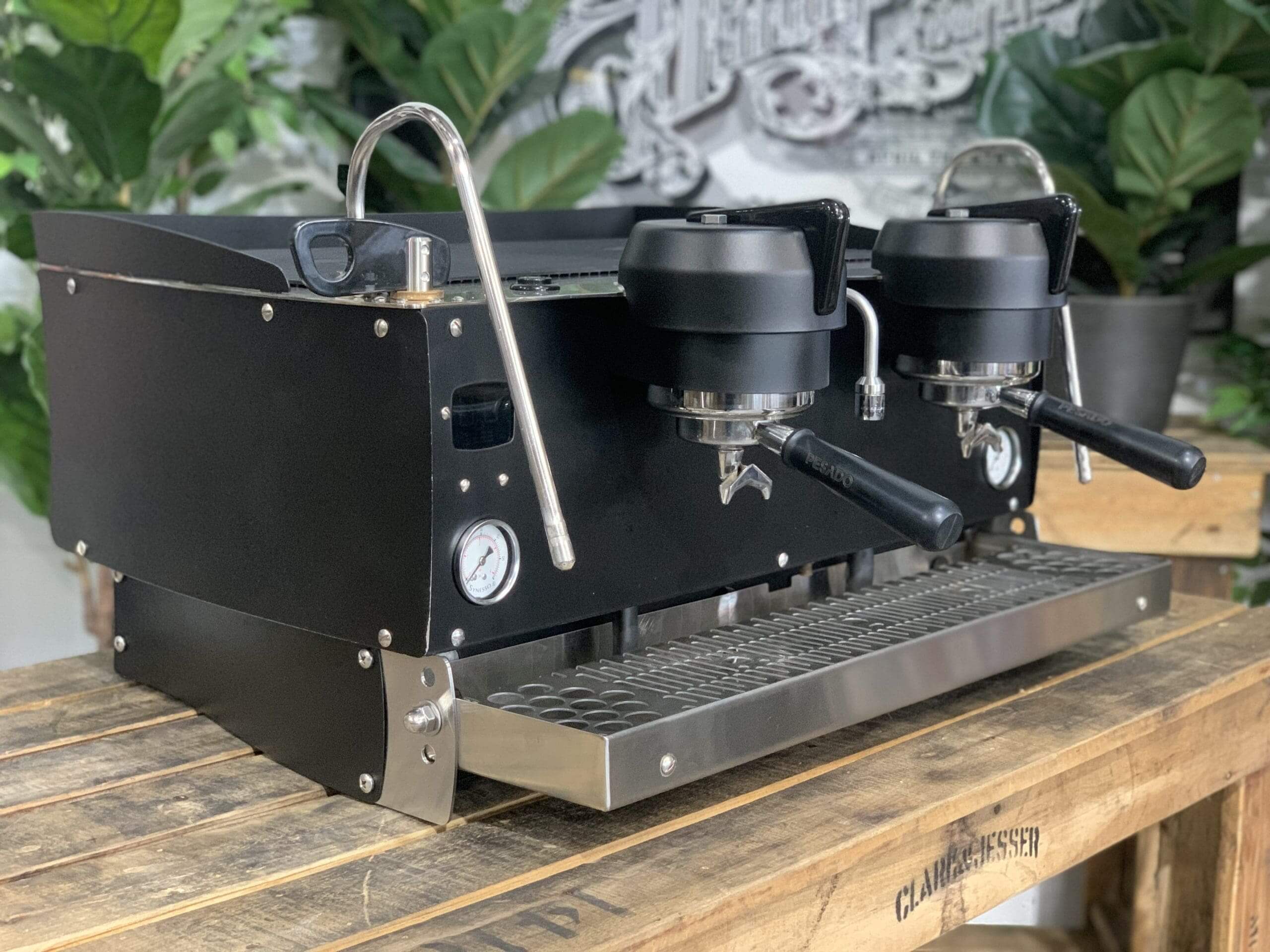 Synesso S200 - 2 Group Commercial Espresso Machine - Black