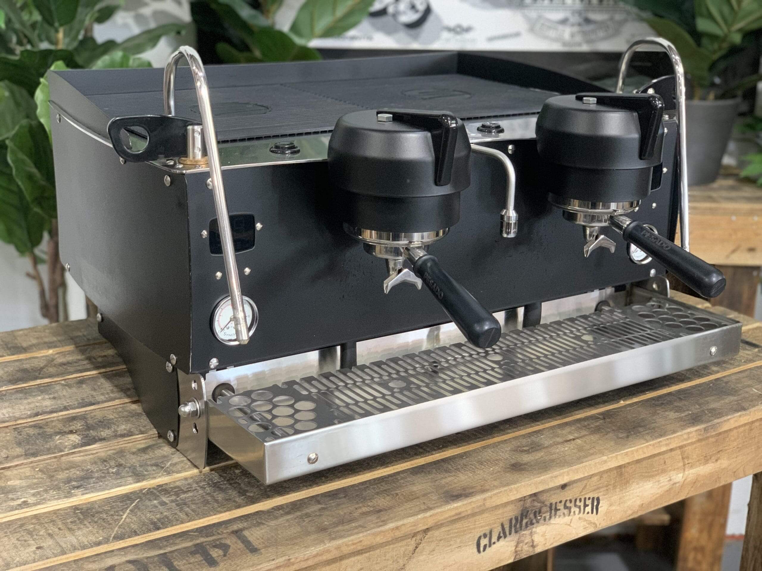 Synesso S200 - 2 Group Commercial Espresso Machine - Black