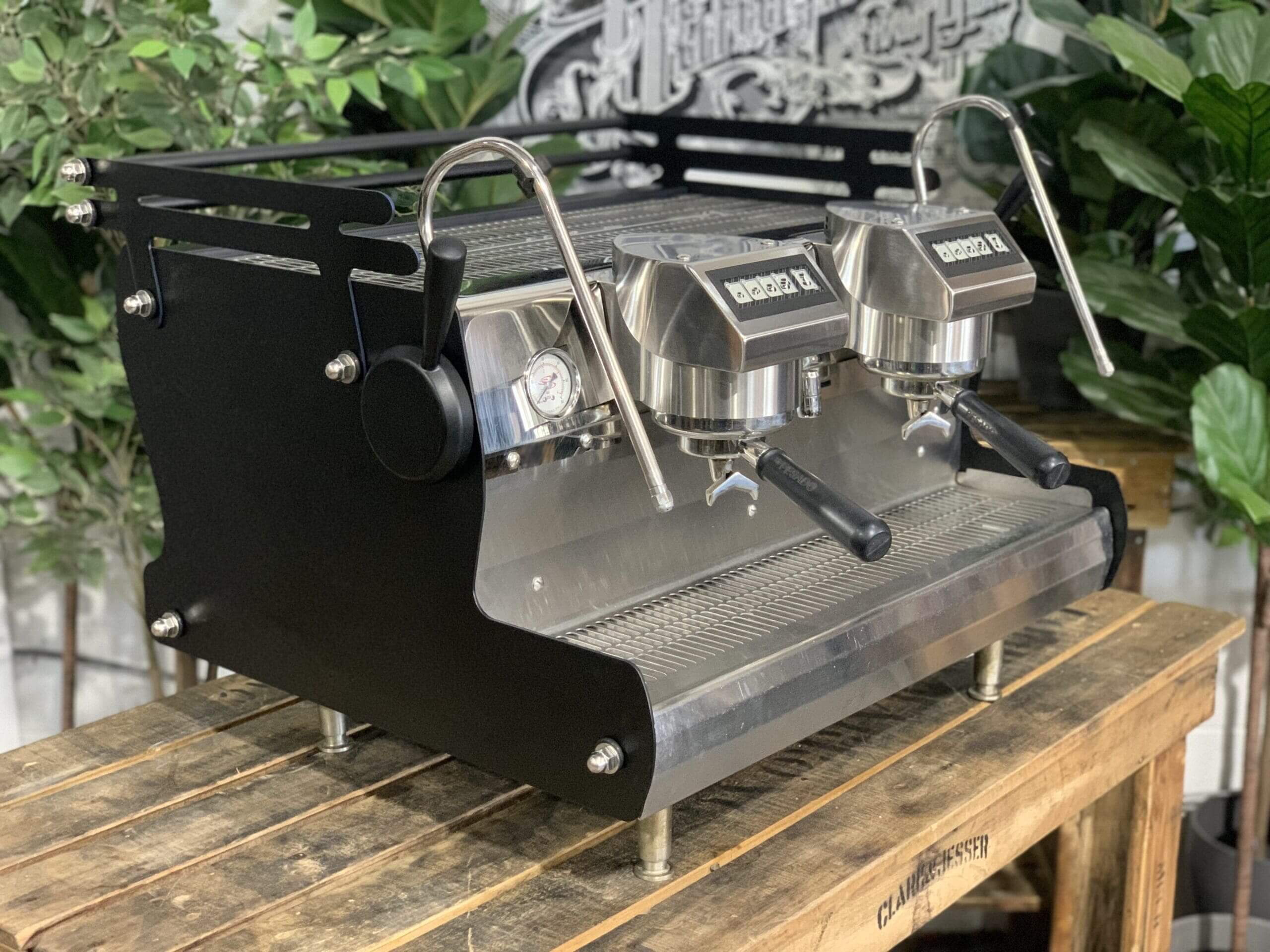 Synesso Sabre - 2 Group Commercial Espresso Machine - Black