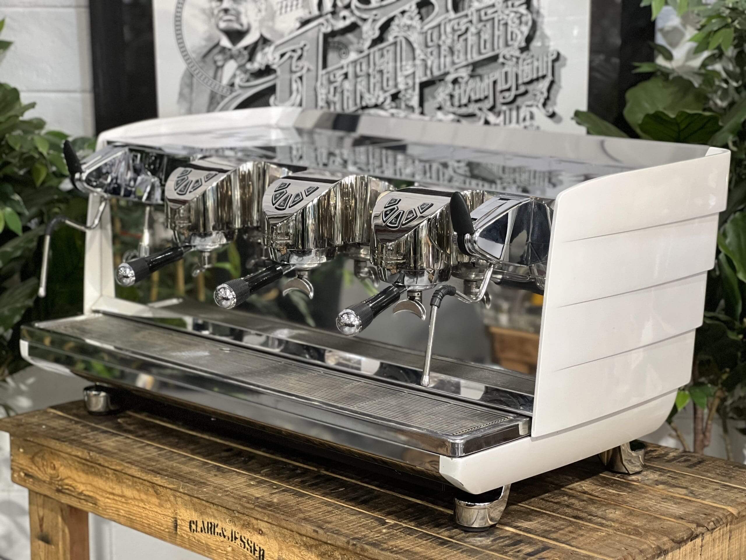 Victoria Arduino White Eagle Digit - 3 Group Commercial Espresso Machine - White
