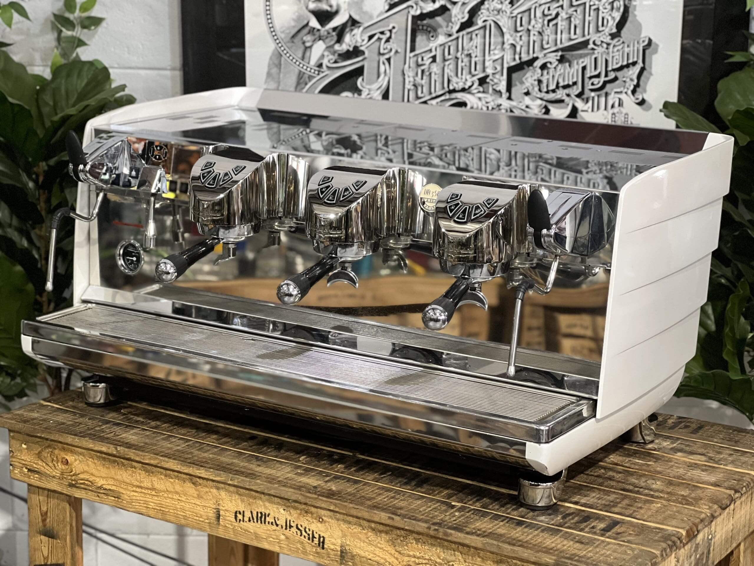Victoria Arduino White Eagle Digit - 3 Group Commercial Espresso Machine - White