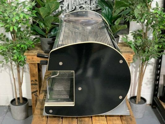 Wega Concept 3 Group Black with Black Splash Back - 511