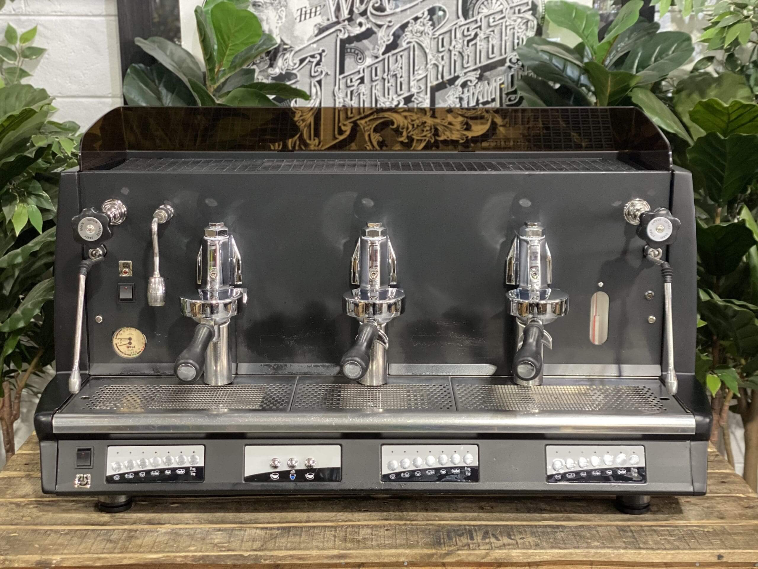 Wega Vela Vintage - 3 Group Commercial Espresso Machine - Black