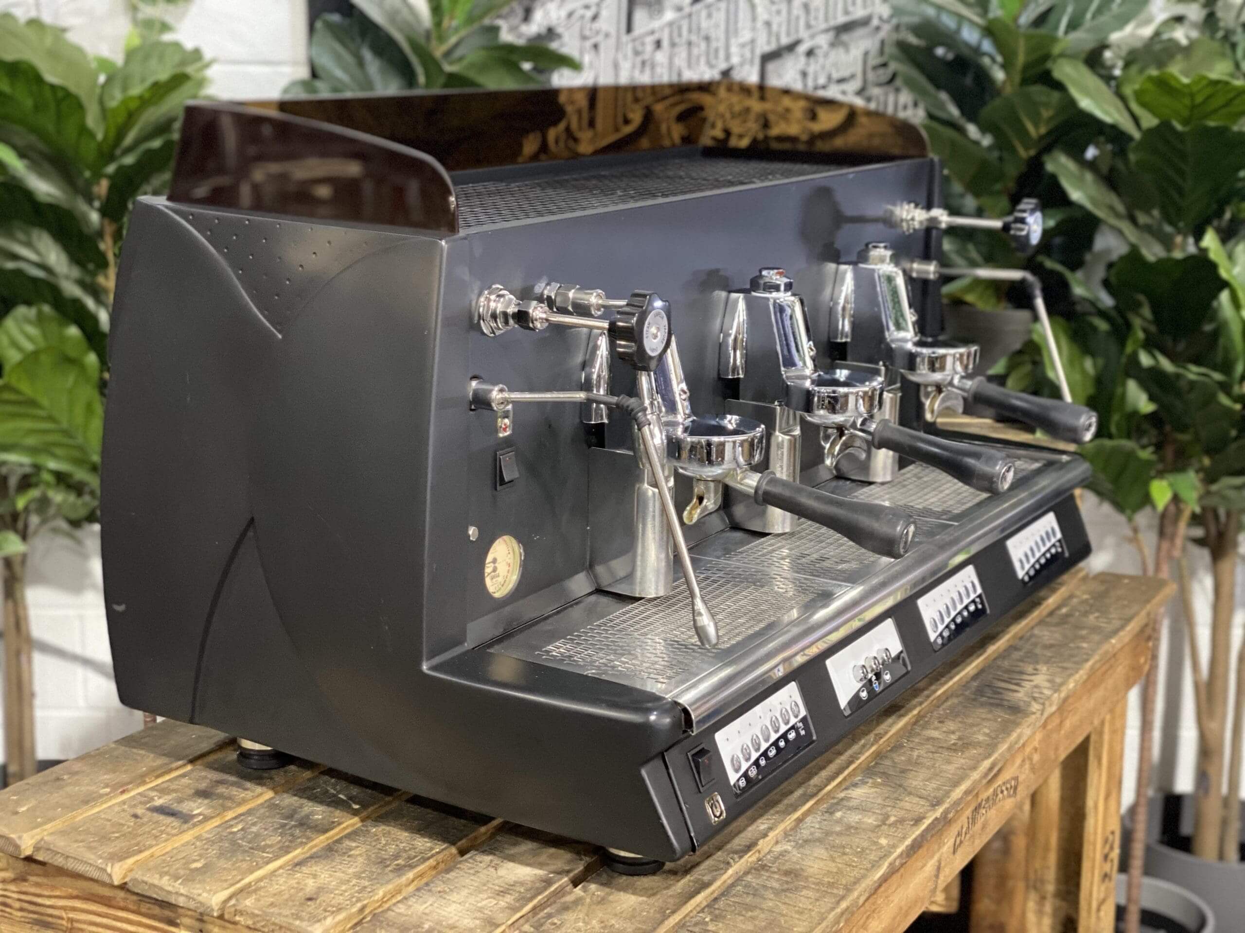 Wega Vela Vintage - 3 Group Commercial Espresso Machine - Black