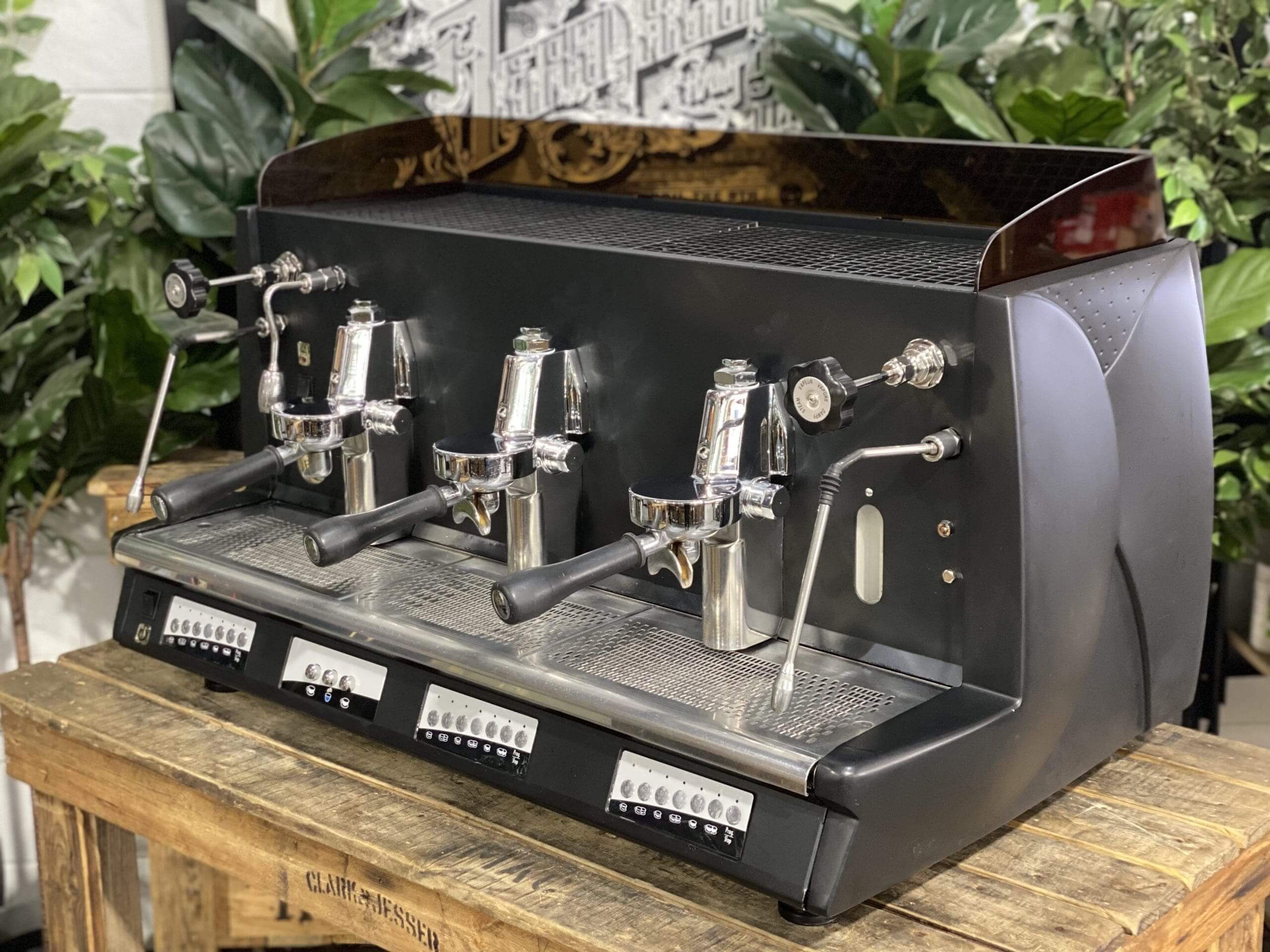 Wega Vela Vintage - 3 Group Commercial Espresso Machine - Black