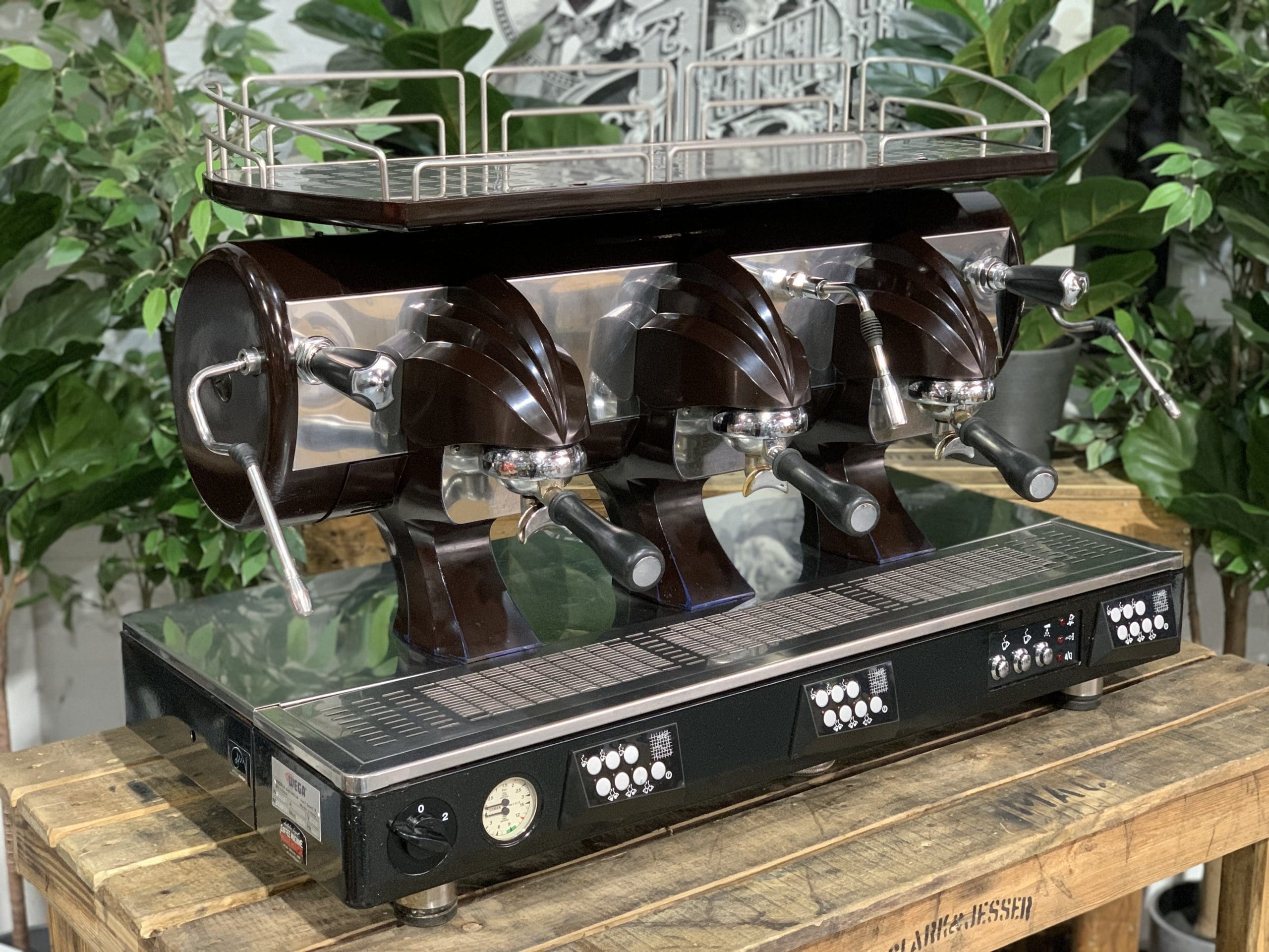 Wega Venus 3 Group Dark Brown - 1698