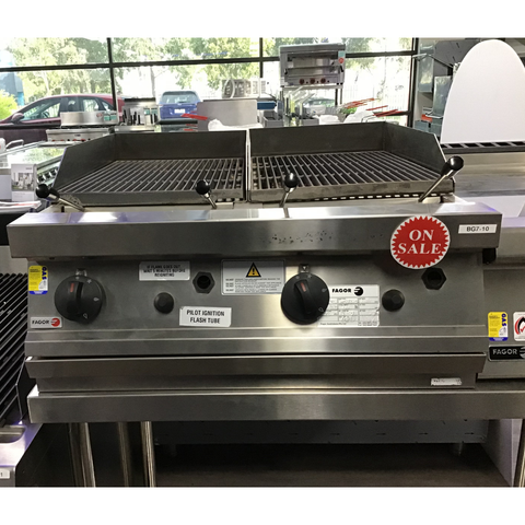 CLEARANCE - Fagor 700 series - Gas charcoal 2 grid grill - BG7-10-VIC1005