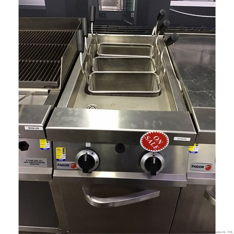 Ex showroom: Fagor 900 series NG pasta cooker - CPG9-05-VIC982