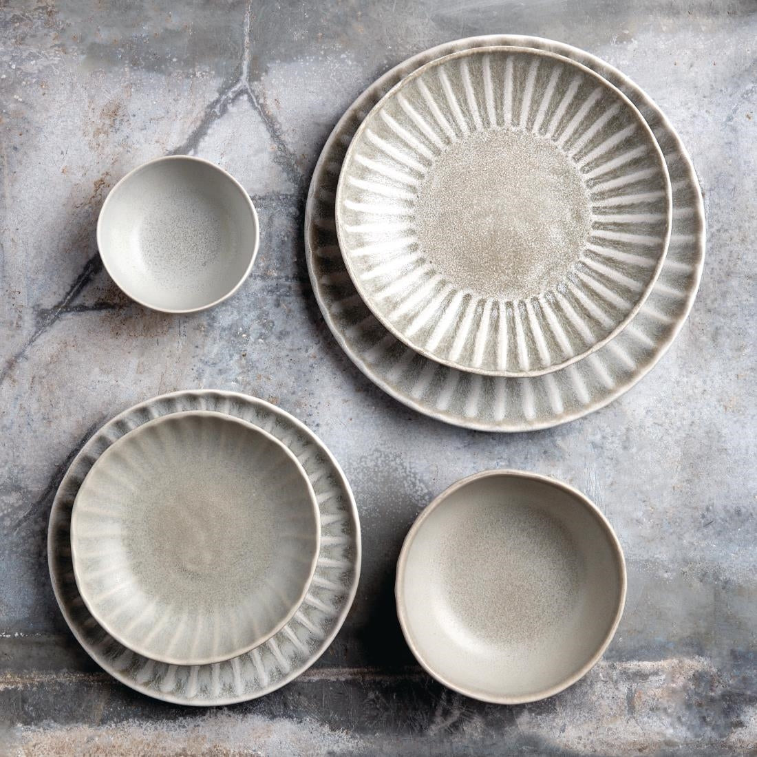 Olympia Corallite Plates Concrete Grey 205mm (6 Pack) - FB955