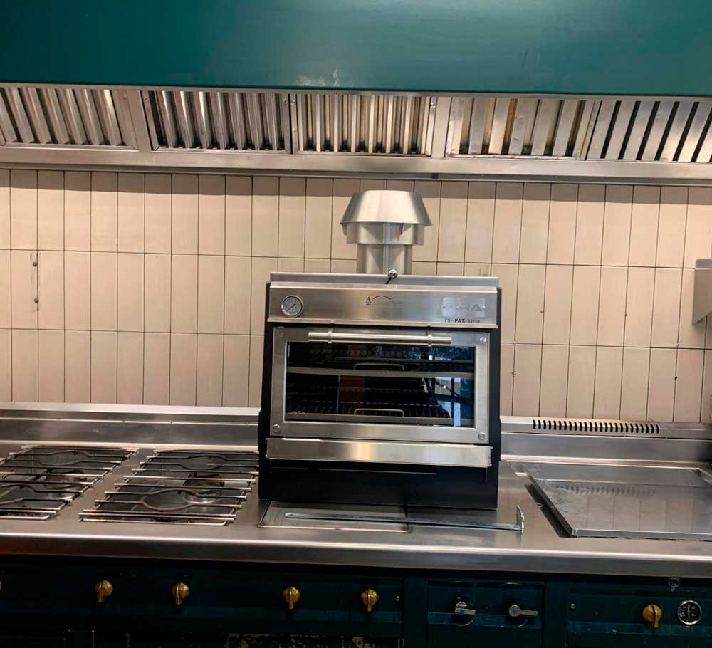 Pira 70 Lux AB Charcoal Oven - 450.102