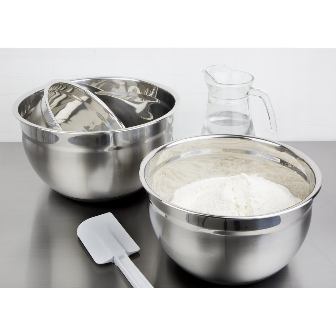 Vogue Stainless Steel Mixing Bowl with Silicone Base 5Ltr - GG022