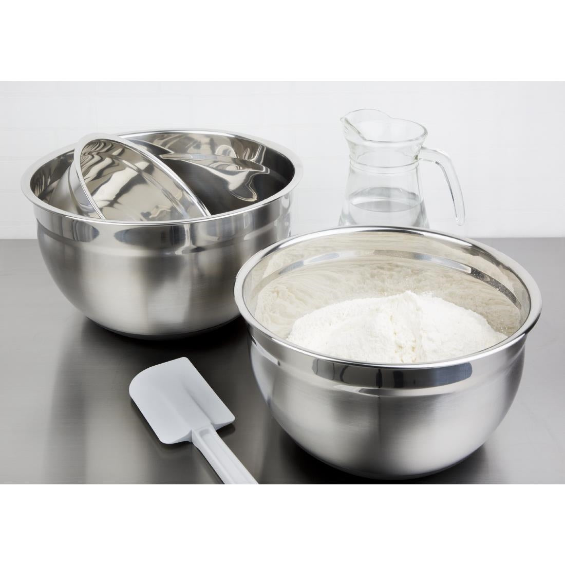 Vogue 8Ltr Mixing Bowl with Silicone Base - GG023