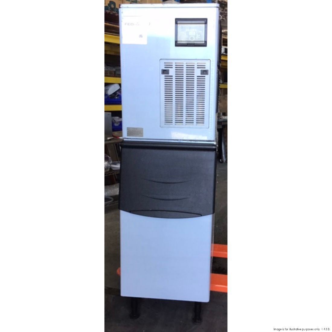 CLEARANCE - Blizzard Professional Ice Maker - SN-145C-QLD376