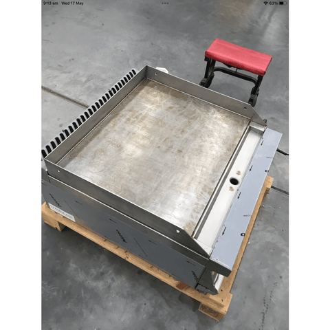 CLEARANCE - Fagor 700 series natural gas mild steel 2 zone fry top FTG7-10L