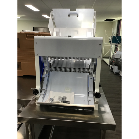 CLEARANCE - Yasaki Bread slicer without blade - JSL-31M-VIC1039
