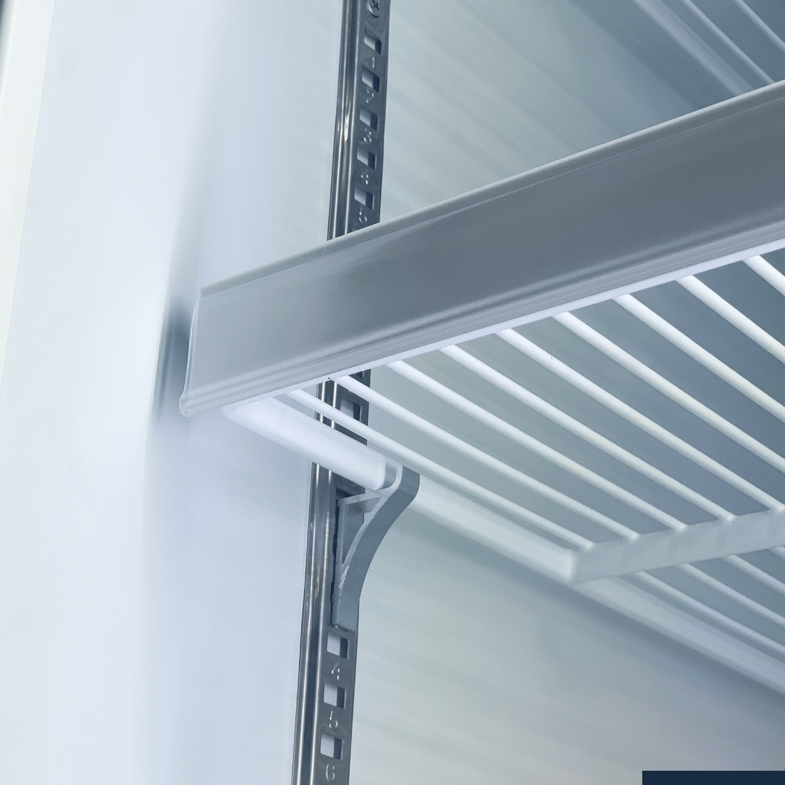 Thermaster Door Supermarket Fridge Black LG-600BGBM