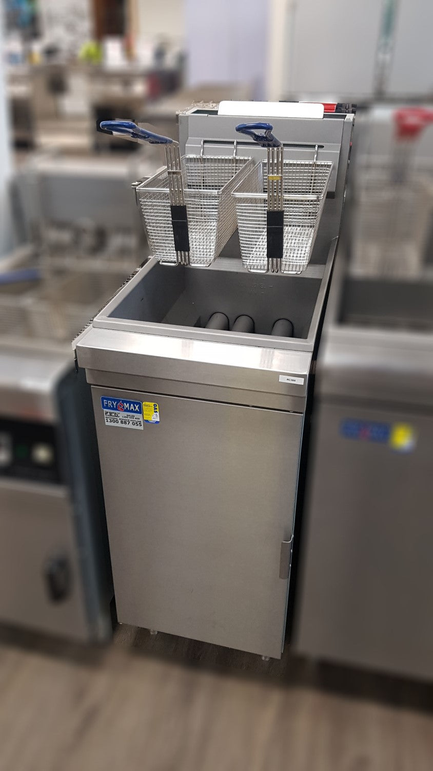 FryMAX RC300E Superfast Tube Fryer - Natural Gas/LPG