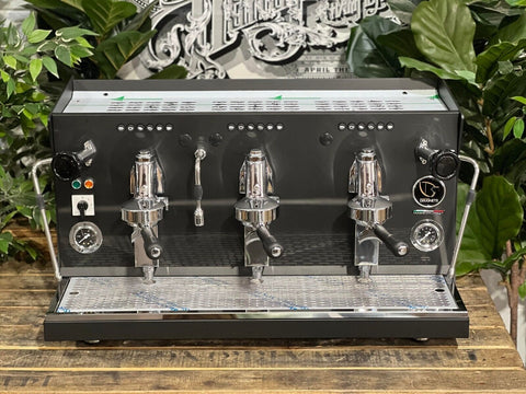 Brugnetti Giulia - 3 Group Commercial Espresso Machine - Black