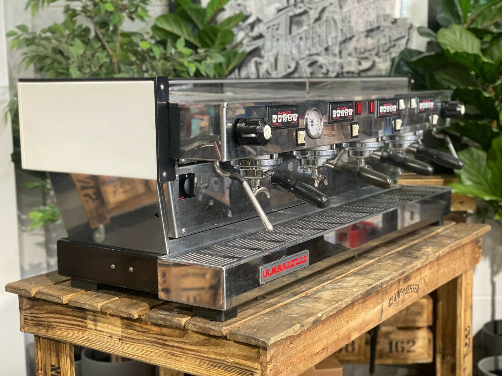La Marzocco Linea Classic - 4 Group Commercial Espresso Machine - White