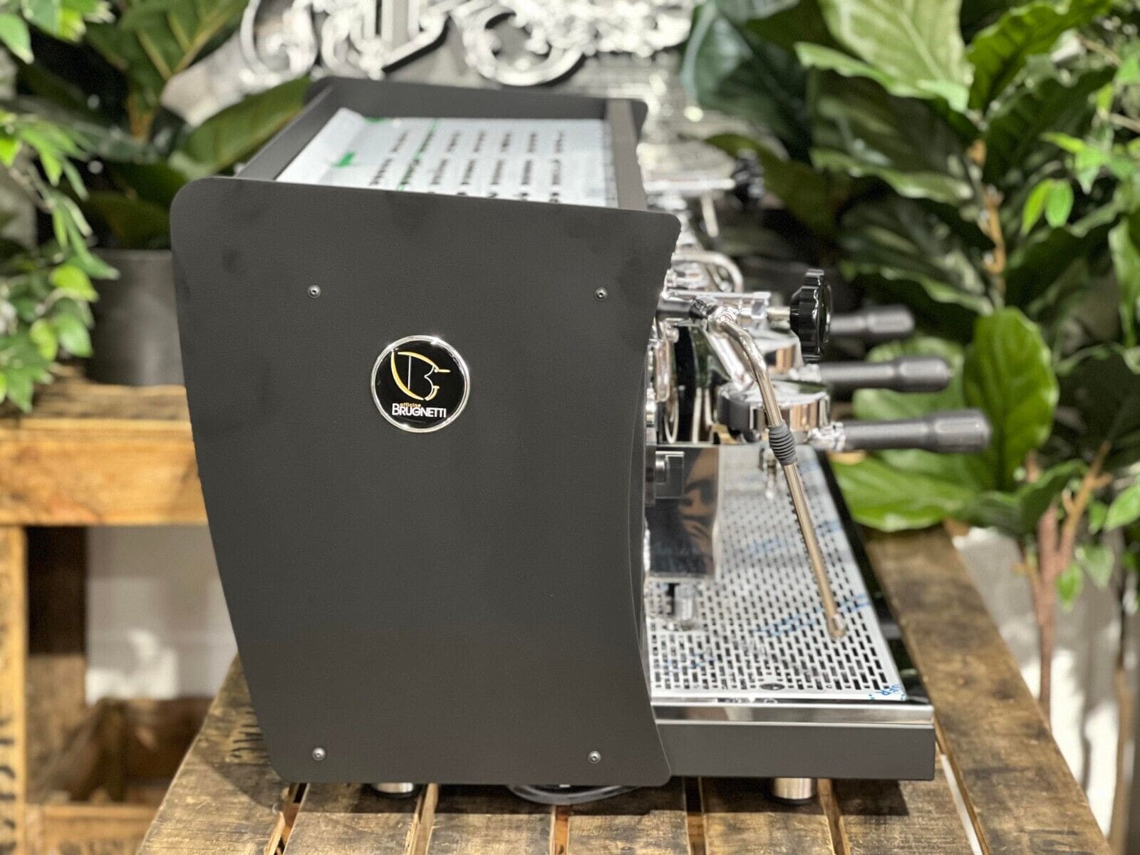 Brugnetti Giulia - 3 Group Commercial Espresso Machine - Black