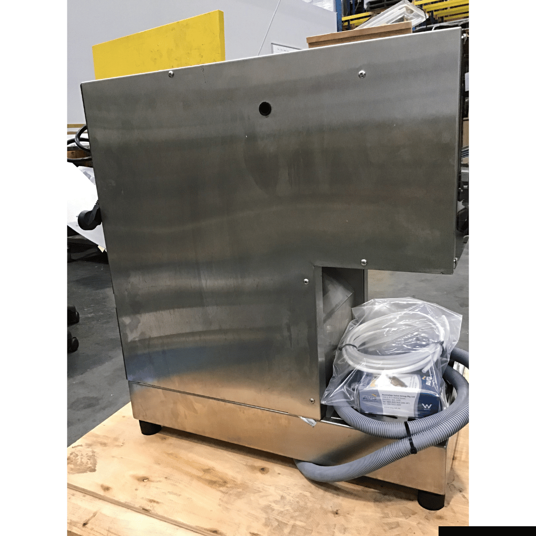 CLEARANCE - Blizzard Icemaker Snow Flake Ice Output 200Kg - SK-201M-NSW1990