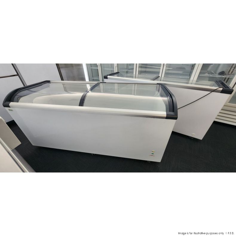 CLEARANCE - Thermaster Two glass sliding lids chest freezer with castors - ST545-QLD237