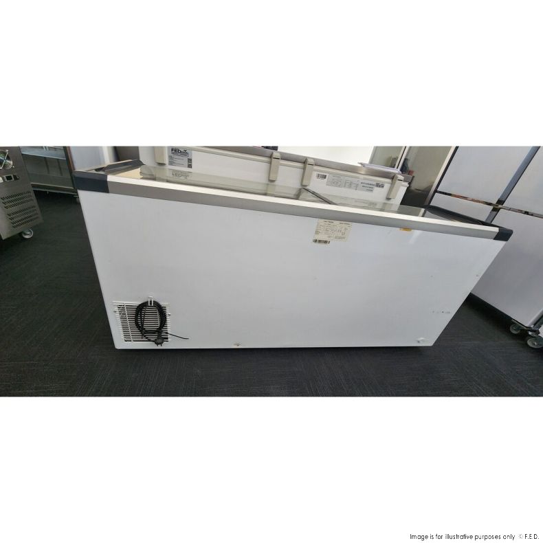 CLEARANCE - Thermaster Two glass sliding lids chest freezer with castors - ST545-QLD237