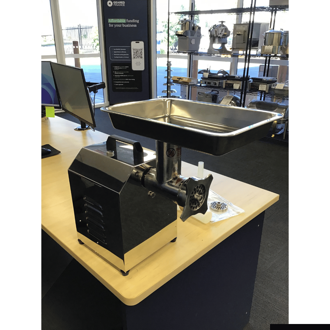 CLEARANCE - Matador Heavy Duty Meat Mincer - TC12-QLD372