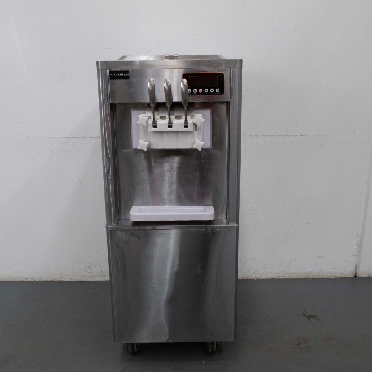 Aus Kitchen Pro AUSKPSSA22 Ice Cream Machine - 852466