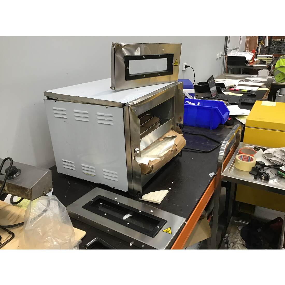 CLEARANCE - Benchstar Compact Heavy Duty Basket Rotisserie YXD-266E-NSW1408