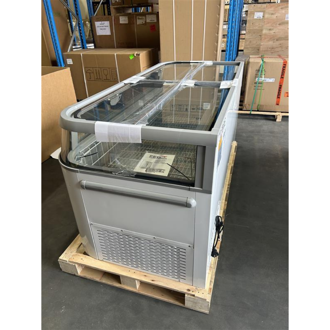 CLEARANCE - Thermaster Supermarket Island Freezer with Glass Sliding Lids - ZCD-E185G-QLD137
