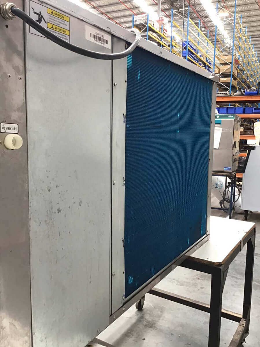 CLEARANCE - Air-Cooled Blizzard Ice Maker SK-2000P