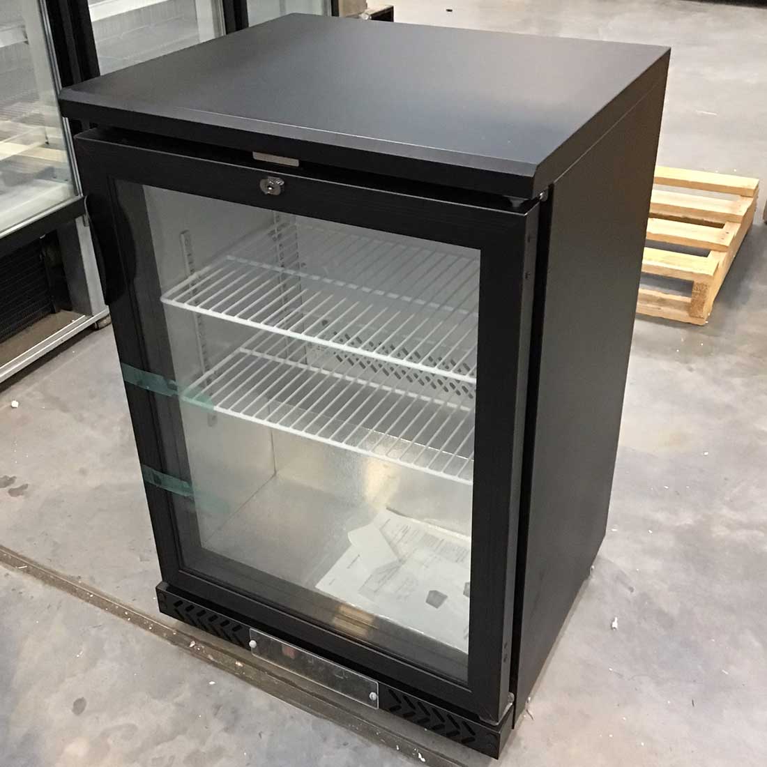 CLEARANCE - Single Door Drink Cooler SC148G