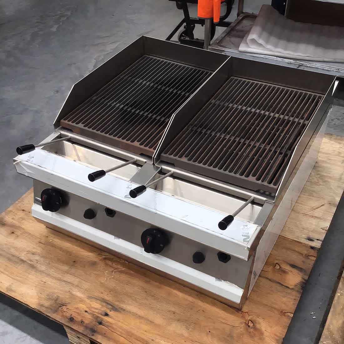 CLEARANCE - Fagor 700 series - Gas charcoal 2 Grid Grill BG7-10